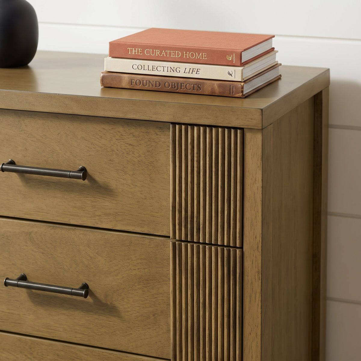 Galano 28.7" W Mid-Century Modern 5 Drawer Chest with Fluted Fronts and Solid Wood Legs