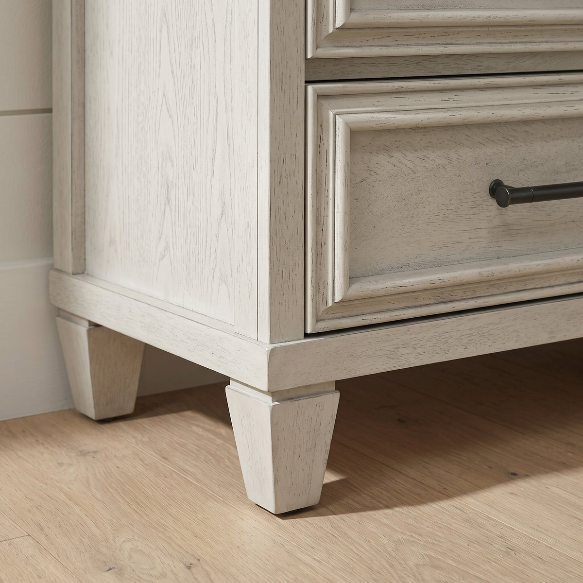 Galano 54.9" W Traditional 6 Drawer Dresser with Solid Wood Feet and Interlocking Drawers